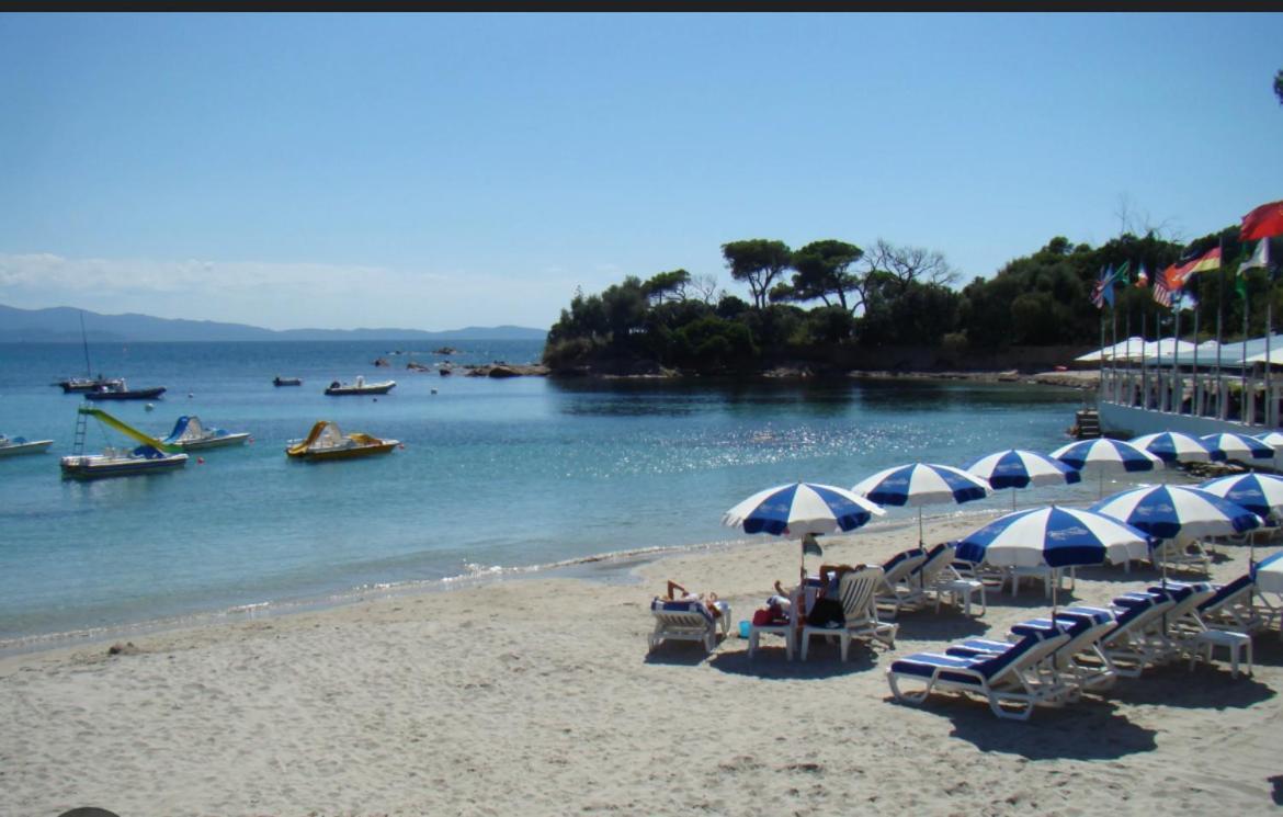 Superbe Pieds Dans L Eau Ajaccio Face A La Mer Plage De Sable Fin Route Des Iles Des Sanguinaires Exteriér fotografie